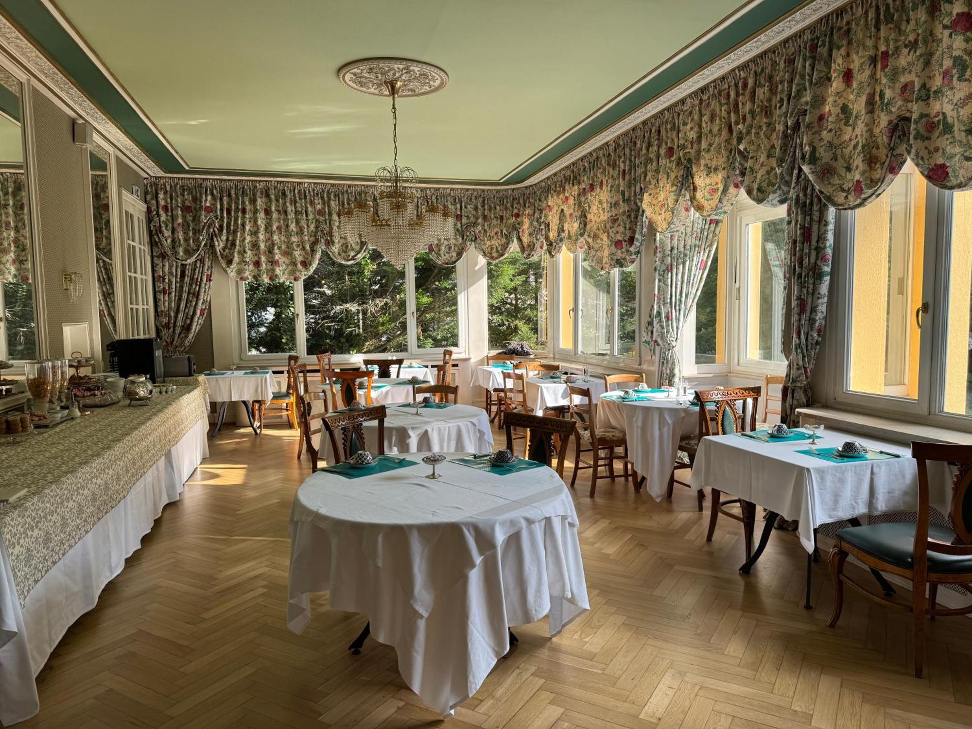 Hotel Restaurant Du Parc تان المظهر الخارجي الصورة
